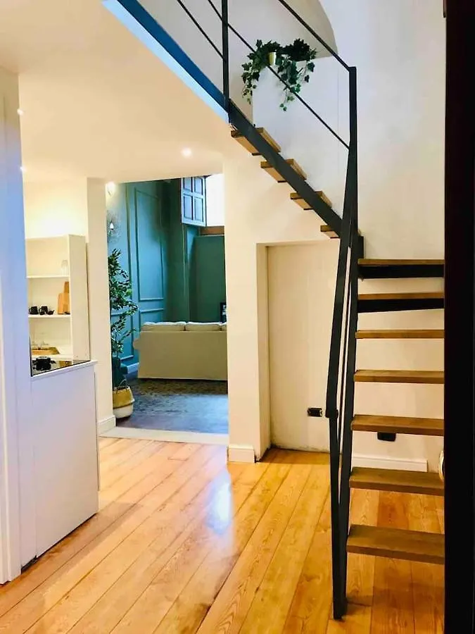 Holiday home Oli-Oli House City Center, Two Adjacent House X11 People,Double Kitchen, Courtyard, Catania