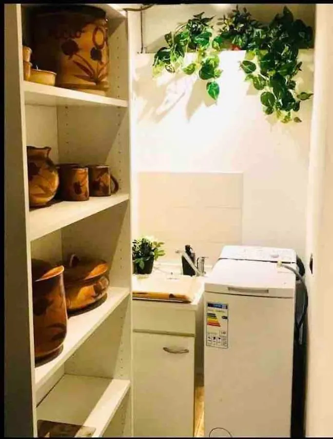 Oli-Oli House City Center, Two Adjacent House X11 People,Double Kitchen, Courtyard, Catania Italy